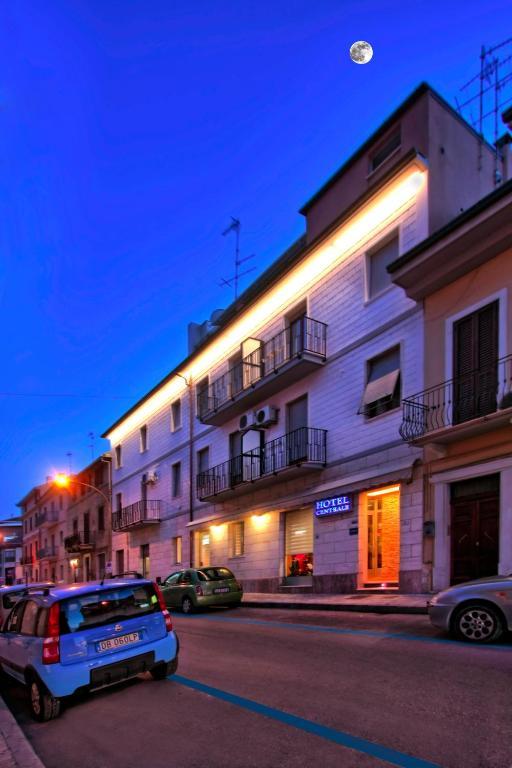 Hotel Centrale San Benedetto del Tronto Kültér fotó